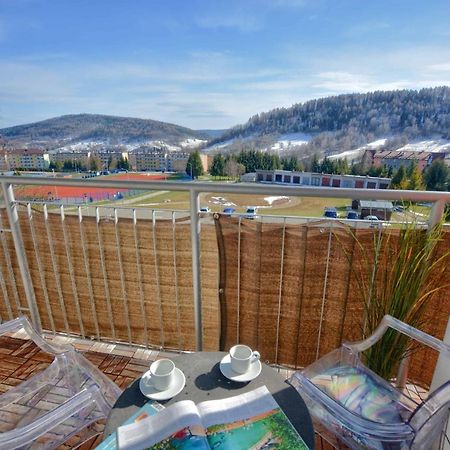 Апартаменти Apartament Zielona Mila Устрики-Долішні Екстер'єр фото
